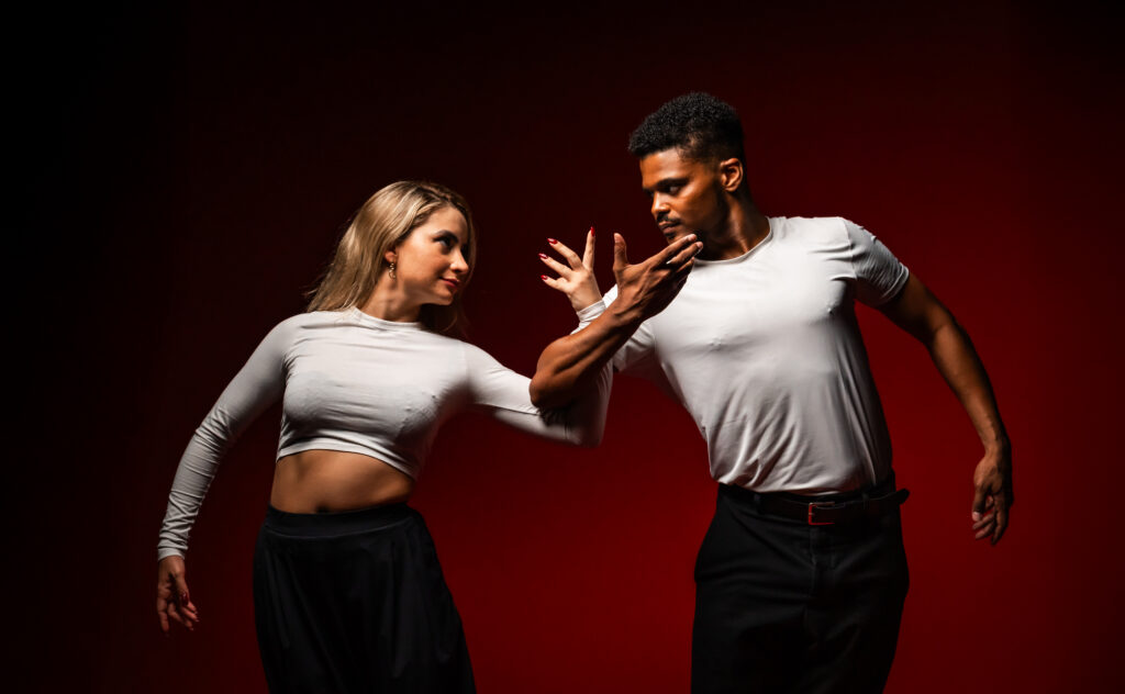 Press photo of Igor and Fernanda